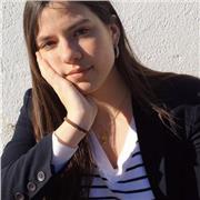Alumna de universidad que da clases particulares de primaria hasta ESO, de cualquier materia, con disponibilidad todo el verano para ayudar a hacer repasos y las tareas encargadas antes de empezar el curso